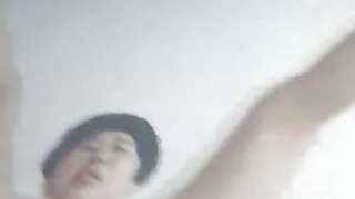 Lesbiečių įdėti į strapon ir pasodinti jį į makštį jaunas draugas, išleisti jį doggy style