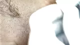 Cutie su užrištomis akimis turi ne tik merginą, bet ir vaikinas Oslas