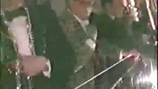 Grožio masturbates Jos clit ir tada važiuoja savo vaikino sunku boner