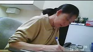 Graži mergina ant cam Čiulpti Riebalų falą